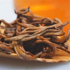 HelloYoung200g Kunming crested early spring honey rhyme gold screw black red Dianhong food