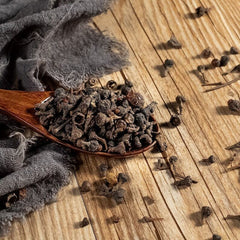Dried Japanese cinnamon fruit, Fructus Cinnamomi Japonici, Fruit of Cinnamon