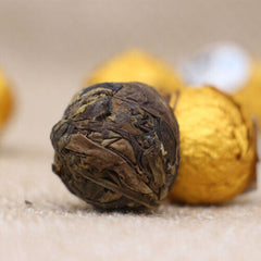 HelloYoung Aged Shou Mei Longevity Eyebrow White Tea Ball Shou Mei Tea Organic Ball-shaped