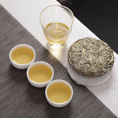 white hair silver needle Yunnan small cake moonlight white old white tea 100g