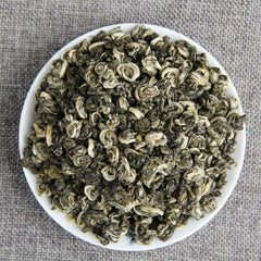 HelloYoung Premium Slimming Tea 80g Yunnan Biluochun Green Tea Loose Leaf Iron Box Gift Tea