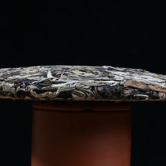 HelloYoung Weight Loss Healthy Drink Chinese Bud Tea Yunnan White Tea Pu'er Tea Cake 357g