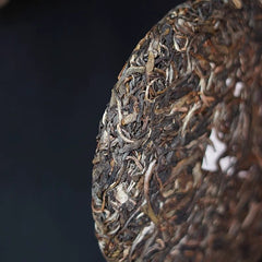 Brown Raw Tea Yunnan Pu'er Tea Early Spring Raw Tea 357/g Floral Fragrance