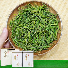 HelloYoung New Tea White Tea Green Tea Mao Feng Type White Leaf Tea Tin 500g/1.1lb