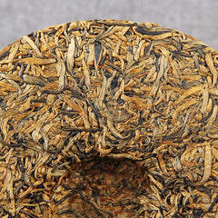 HelloYoung Honey Fragrant Golden Bud Dian Hong Tea Top Yunnan Dianhong Black Tea Cake 357g