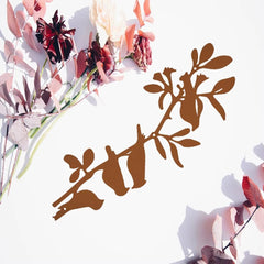 CIFbuy™ Exquisite Iron Metal Bird Wall Art - Stunning Tree Branch Design Wall Sculpture for Home Decoration, Handcrafted Wrought Iron Bird Decor with Elegant Details, Collectible Figurines.