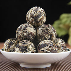 HelloYoung Yue Guang Bai Dragon Pearl White Tea Fragrant Mini White Tea Loose Leaf