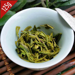HelloYoung Longjing Tea Chinese Spring Fresh Dragon Well Long Jing 125g Gift Pack