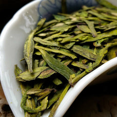 HelloYoung Xihu LongJing Green Tea Box Tea Fresh Dragon Well Long Jing Green Tea 75g