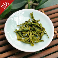 HelloYoung Longjing Tea Chinese Spring Fresh Dragon Well Long Jing 125g Gift Pack