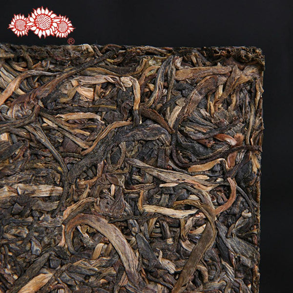 Haiwan Old Comrade Organic Old Tea Tree Pu-erh Brick 2012 500g Raw Pu'er Puer