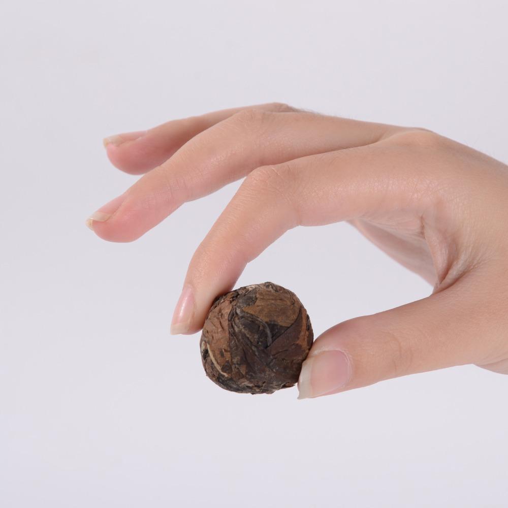 Handmade Ball-shaped Aged Shou Mei Longevity Eyebrow White Tea Balls 手工球形陈年寿眉白茶球