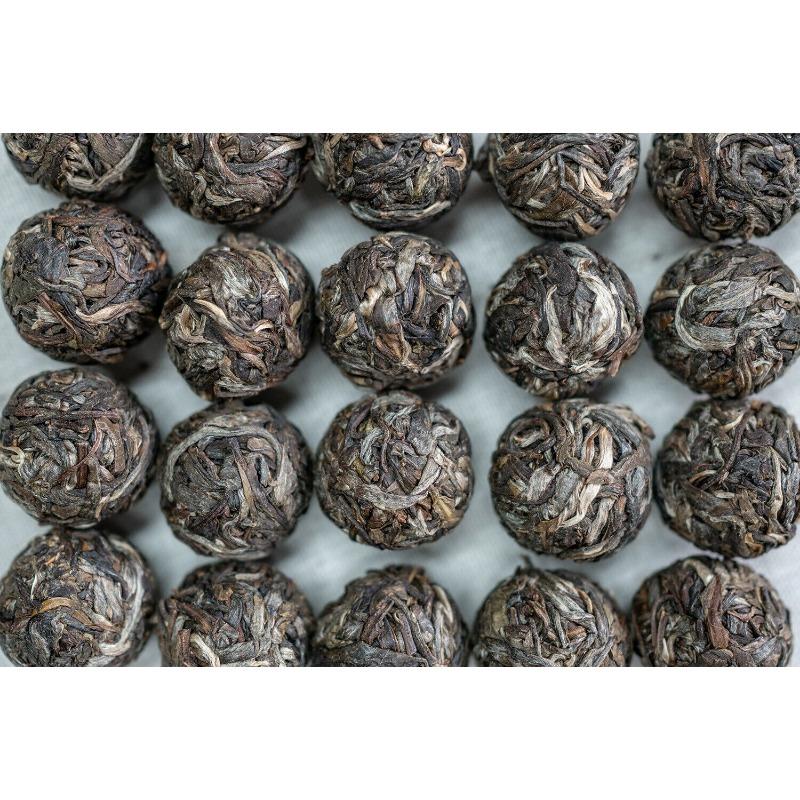 500g 8g chacun Yiwu Dragon Pearl Pu-erh Raw Tea Handmade Dragon Pearl Tuocha