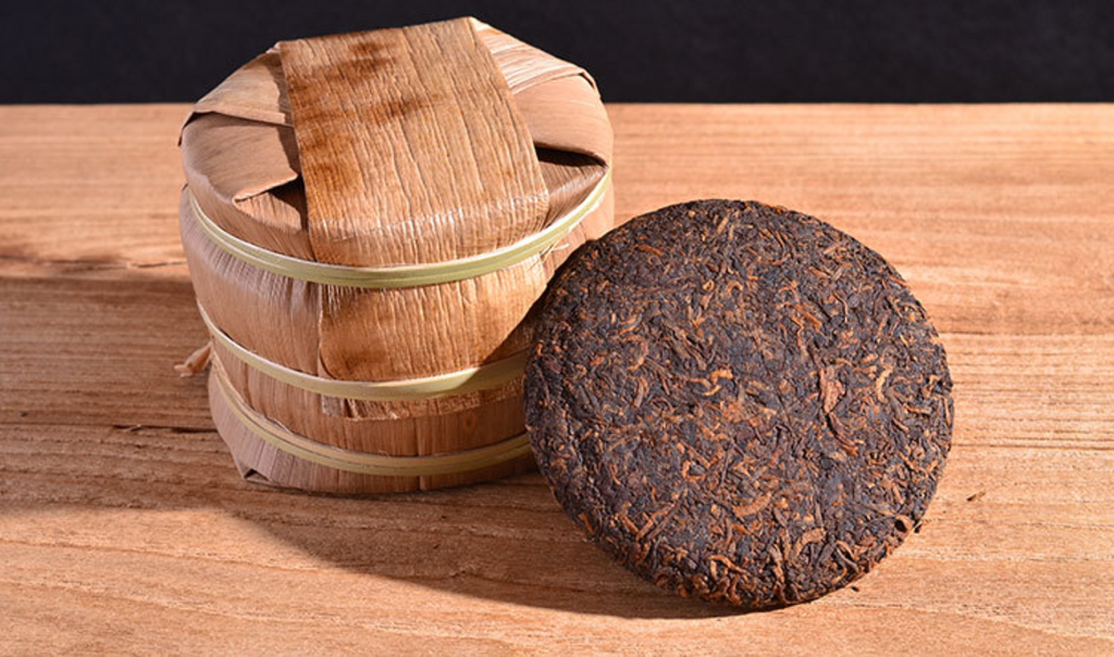 HelloYoung Yunnan Pu'er Ripe Tea Cake 100g Palace Small Cake Pu'er Tea