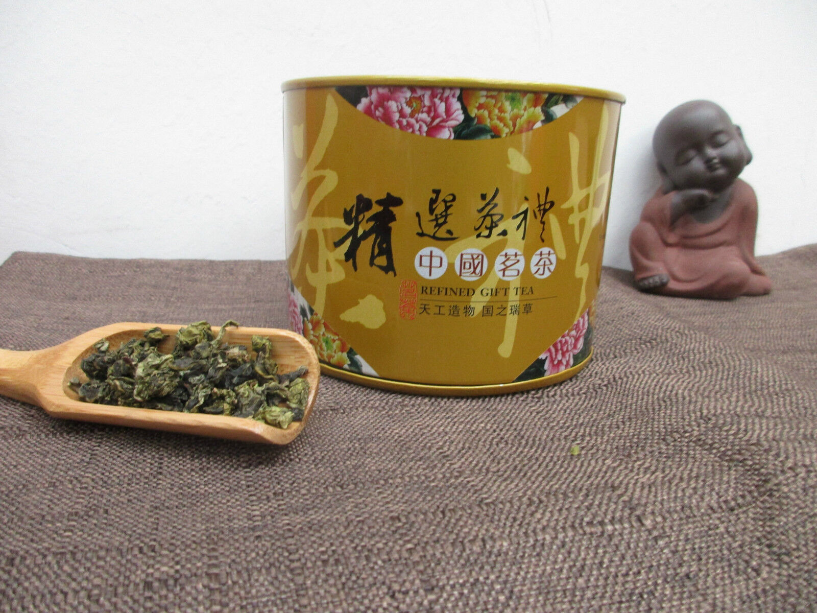 HelloYoung China Natural Organic Green Tea Oolong Tea Gift Pack Tieguanyin Tea 10 Bags/Tin Secondary image