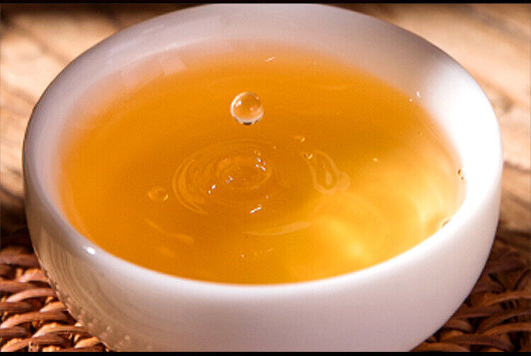 HelloYoung 100g Yunnan Pu'er Tea Cake Raw Pu'er Tea 高杆野韵茶叶