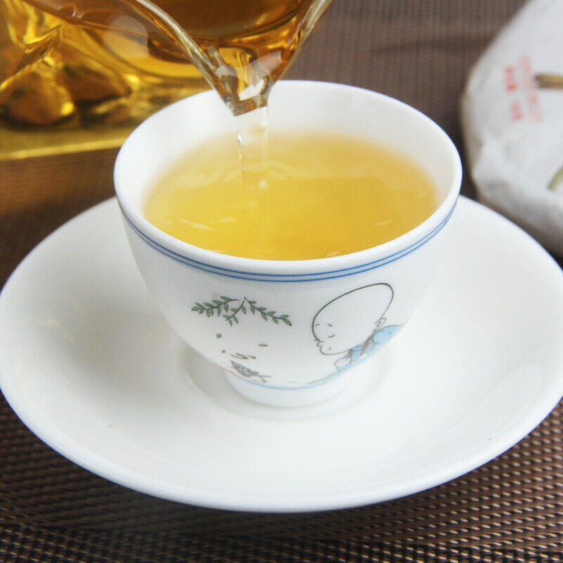 HelloYoung 100g Yunnan Old Tea Tree Red Rose Black Tea Fengqing Dian Hong Rose Tea Cake