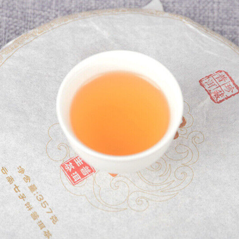 HelloYoung 357g曼松 生饼 普洱生茶 年曼松 春茶大树茶 生普洱 云南茶叶 Main image