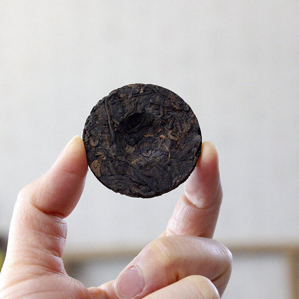 Iceland Mellow Jade Cake Bulk Yunnan Pu'er Tea Ancient Tree Ripe Tea Aged Tea.