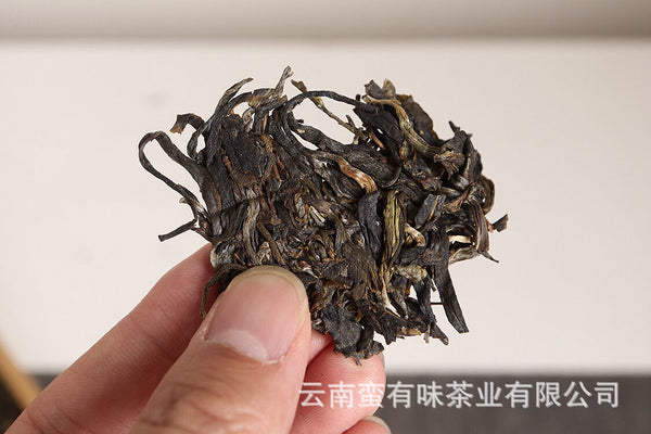 HelloYoung 357g Yunnan Pu'er Tea Lao Ban Zhang Cake Tea (Green) Yunnan Seven Cakes