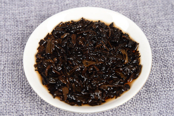 HelloYoung 50g Yiwu Ripe Cake Yunnan Tea Yiwu Tea District Pu'er Tea Orchid Fragrance