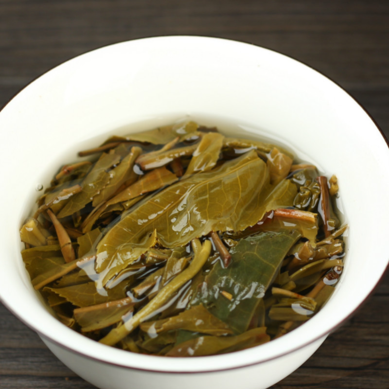 HelloYoung 357G Yunnan Pu'er Tea Ba Banzhang Ancient Tree Raw Tea Menghai Seven Seed Cake