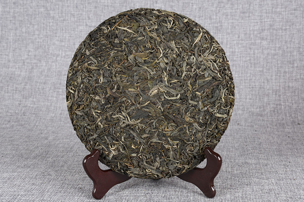 HelloYoung Yunnan Pu'er Tea 357g Icelandic Ancient Tree Raw Tea Cake