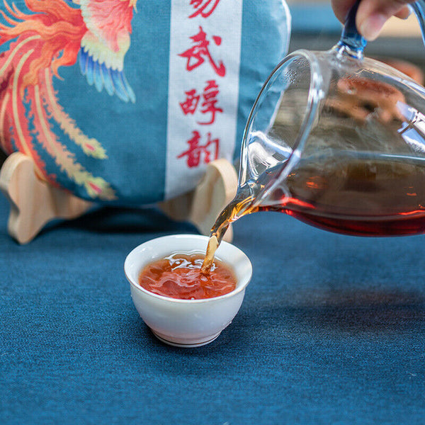 HelloYoung 357G Yunnan Yiwu Mellow Rhythm Pu'er Seven Cakes Ancient Tree Aged Ripe Puer Tea