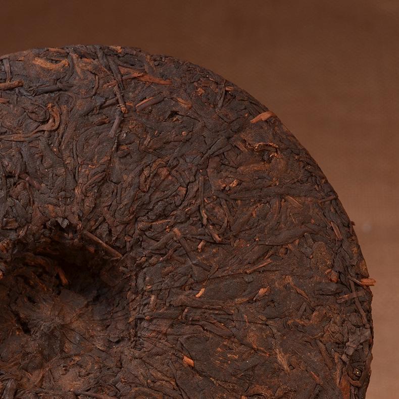 357g Wild-Harvested Yunnan Chinese Pu-erh Tea Cake: Ripened and Healthy