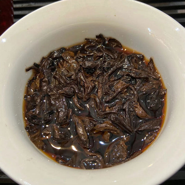 Pu'er Tea Cooked Tea Jinbanzhang Jinya Tea Brick 250g Puerh Tea Cooked Pu-er Tea
