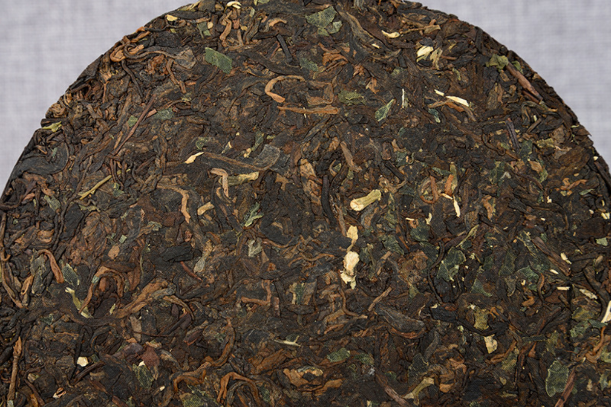 HelloYoung 357g Yunnan Pu-erh Ripe Tea Cake Gnocchi Seven Cakes Ripe Tea Cake Pu-erh Cake