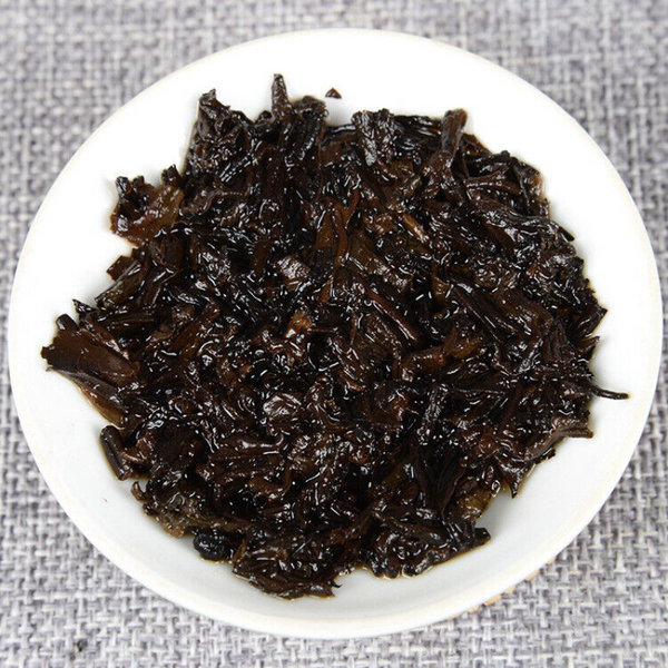 Icelandic Ancient Tree Organic Ripe Tea Cake Yunnan Pu'er Tea