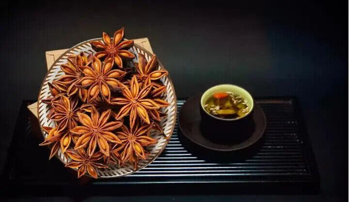High Quality Chinese Organic Herb Spice Dried Star Anise Bajiao 八角
