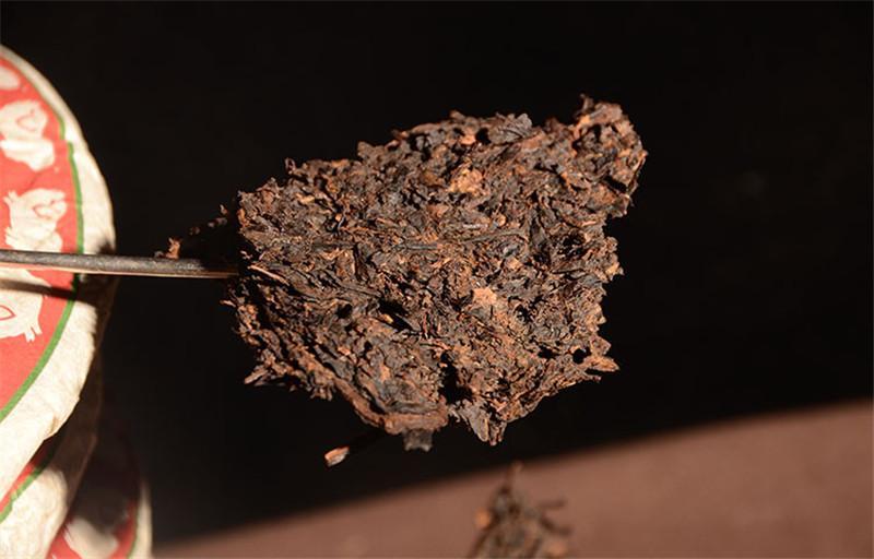 357g Cuit Pu-erh Thé Noir Yunnan Thé Mûr Puer Original Classe Anciens Gâteau Thé
