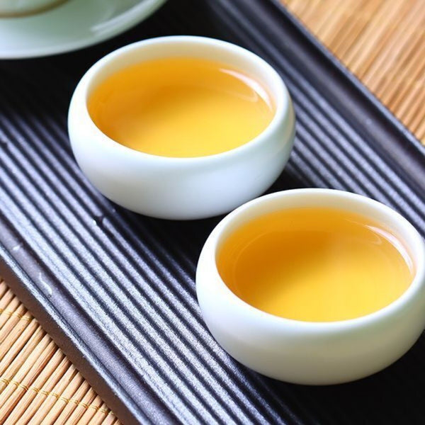 2018 Yunnan Large Leaf Raw Pu-erh Tea Ming Qian Spring Tips 200g Premium
