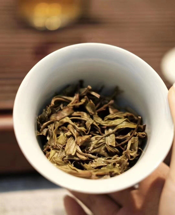 HelloYoung Kunming Pure Dry Storage Lao Banzhang Ancient Tea Pu'er Tea Raw Tea 357/12.59oz