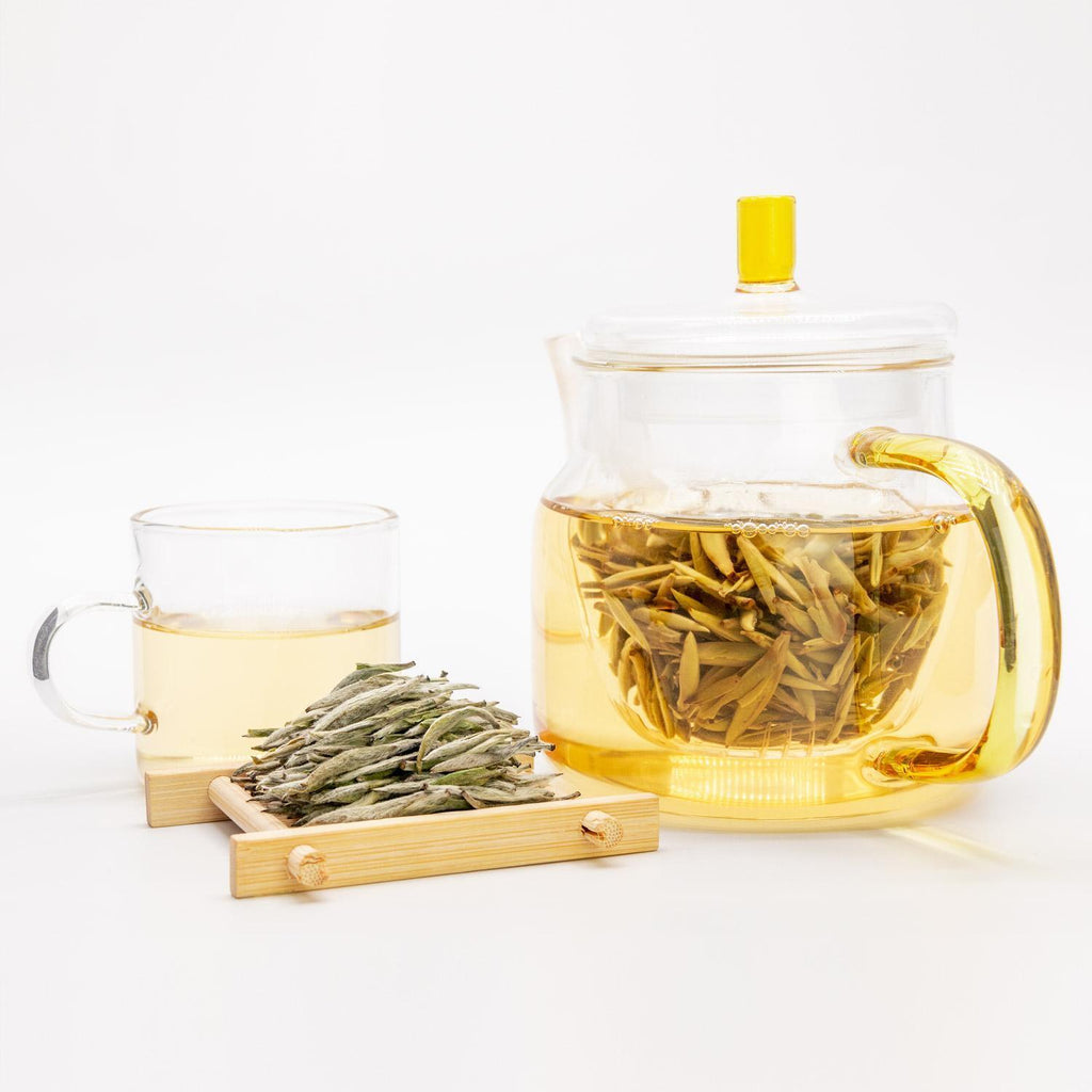 Fuding White Tea  Baihao Yinzhen Silver Needle Tea Loose Leaf
