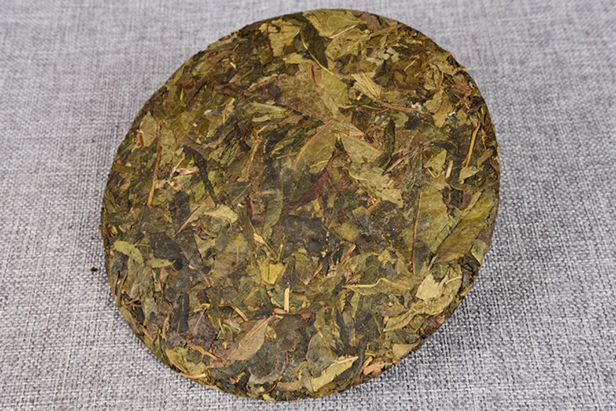 HelloYoung 357g Puerh Tea Hundred Year Old Tree Raw Tea Cake Golden Leaf Puerh Tea Cake