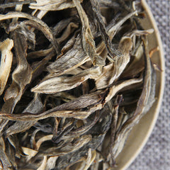 HelloYoung Lose Weight Healthy Drink Cha Tea Yunnan White Tea Organic Bulk Bud Pu'er 500g