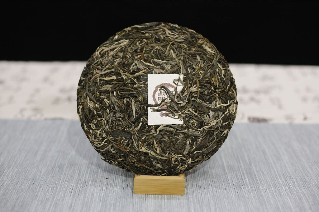 HelloYoung Rhinotang Yunnan Pu'er Tea Raw Tea Menghai Flavor Seven Seed Cake 357g/12.59oz