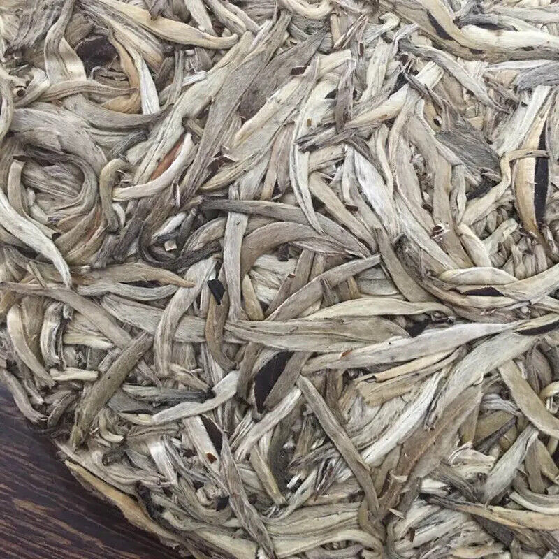 HelloYoung New Natural Organic Tea Bai Hao Yin Zhen Pekoe Silver Needle White Tea Cake 300g Secondary image
