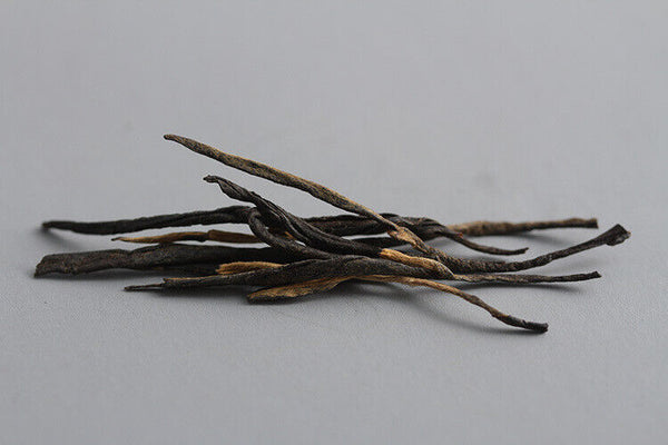 HelloYoung Fengqing Dian Hong tea spring tea Two-leaf pine needles (No. 2) Ridley black tea