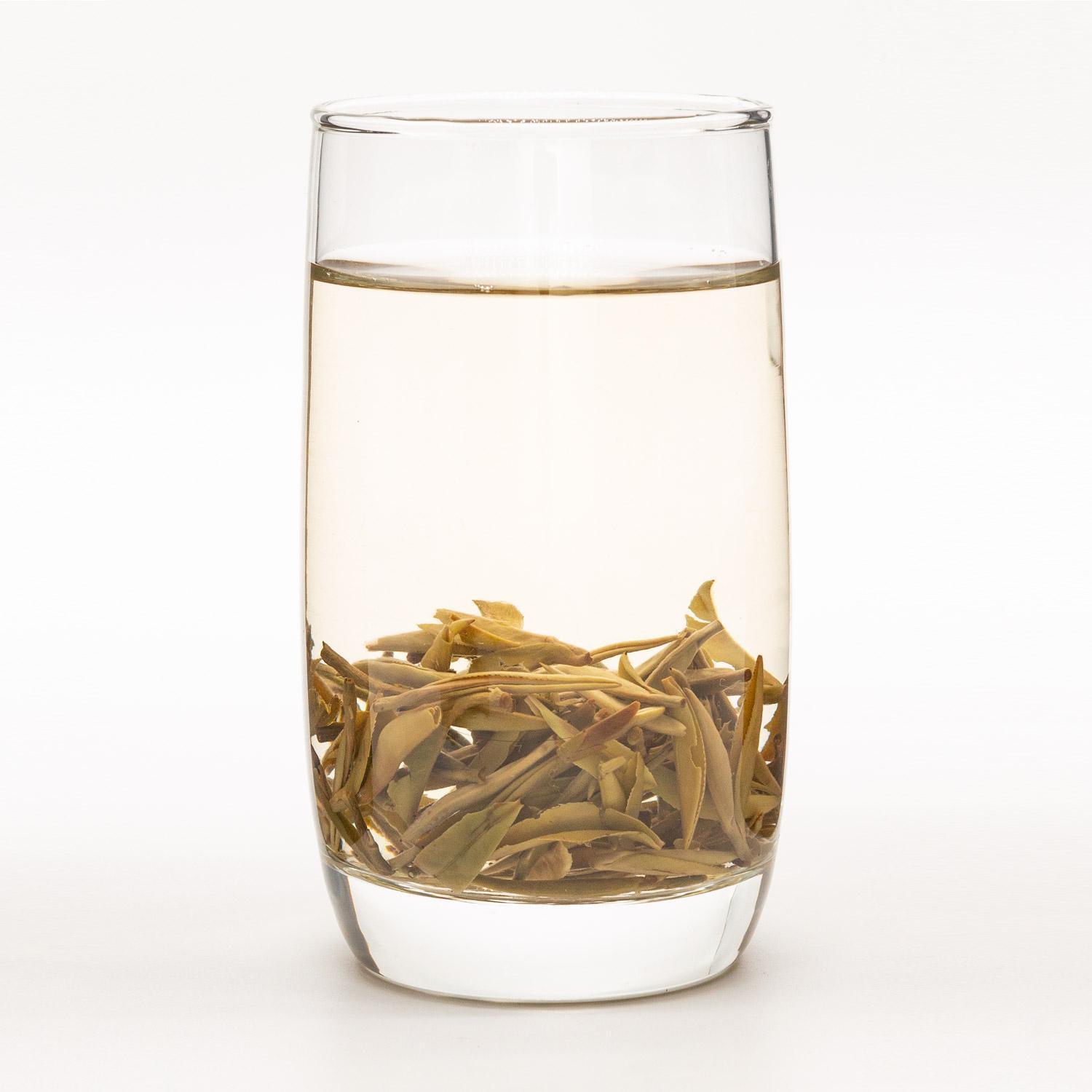 Fuding White Tea BaiHao YinZhen Silver Needle
