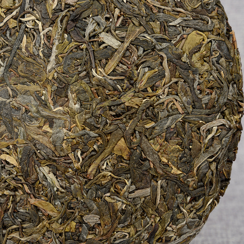 357g/12.59oz Healthy Drink Green Tea Yiwu Scrapers Cake Early Spring Tea