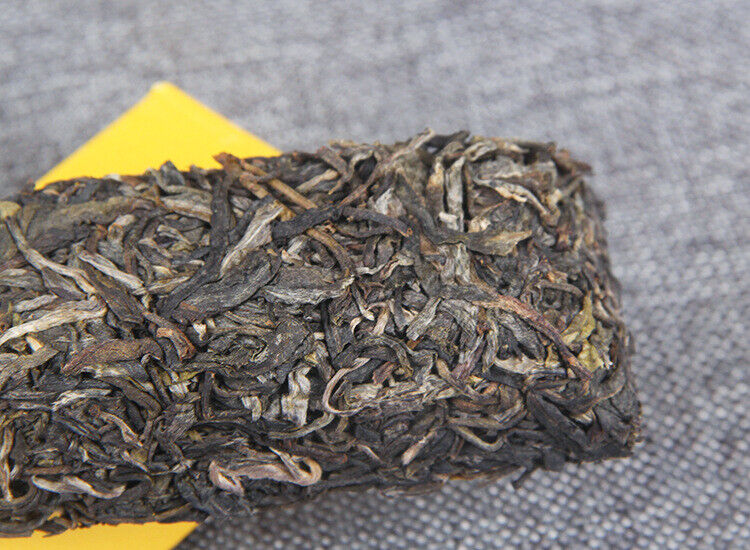 HelloYoung 150g Golden BarIceland Gold Brick Puerh Raw Brick Tea Mengku Gold Leaf Flower
