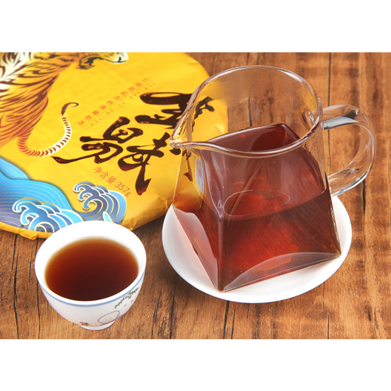Golden Hao Ripe Tea Cake Natural Seven Seed Cake Tea 357g/12.59oz Pu'er Ripe Tea