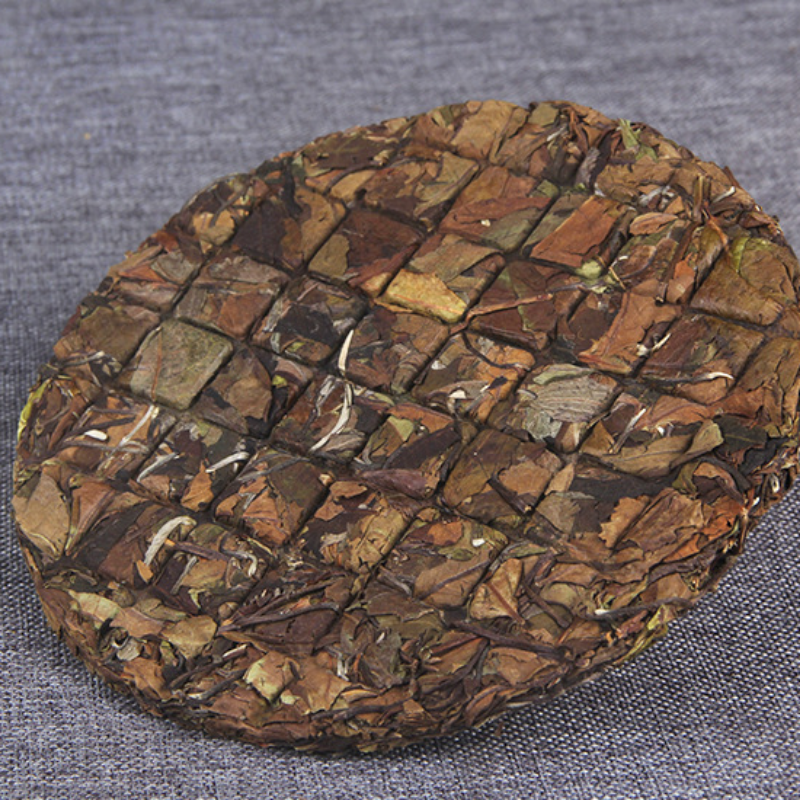 200g Old White Tea Ancient Tree Tea Cake Yunnan Yiwu Organic Spring Tea