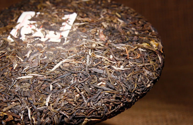 Jishun Hao Strength Pai Pu'er Tea 330g Yunnan Qizi Tea Cake Pu'er Raw Tea Cake