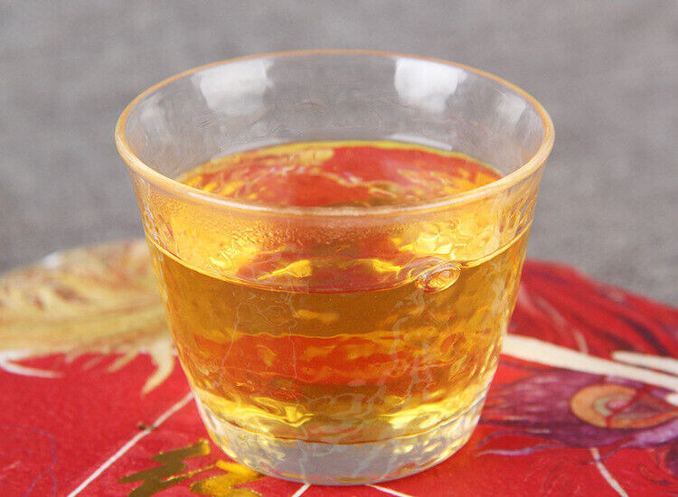 HelloYoung Nonpareil Organic Yunnan Golden Bud Cake Compressed Tea Dian Hong Black Tea 357g
