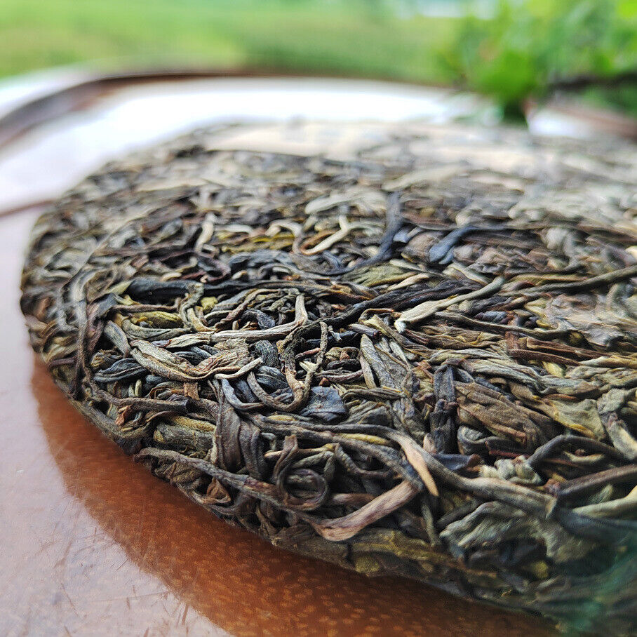 HelloYoung 357g Pu'er tea raw tea cake Yiwu Zhengshan Pu'er Yunnan seven cakes tea leaves